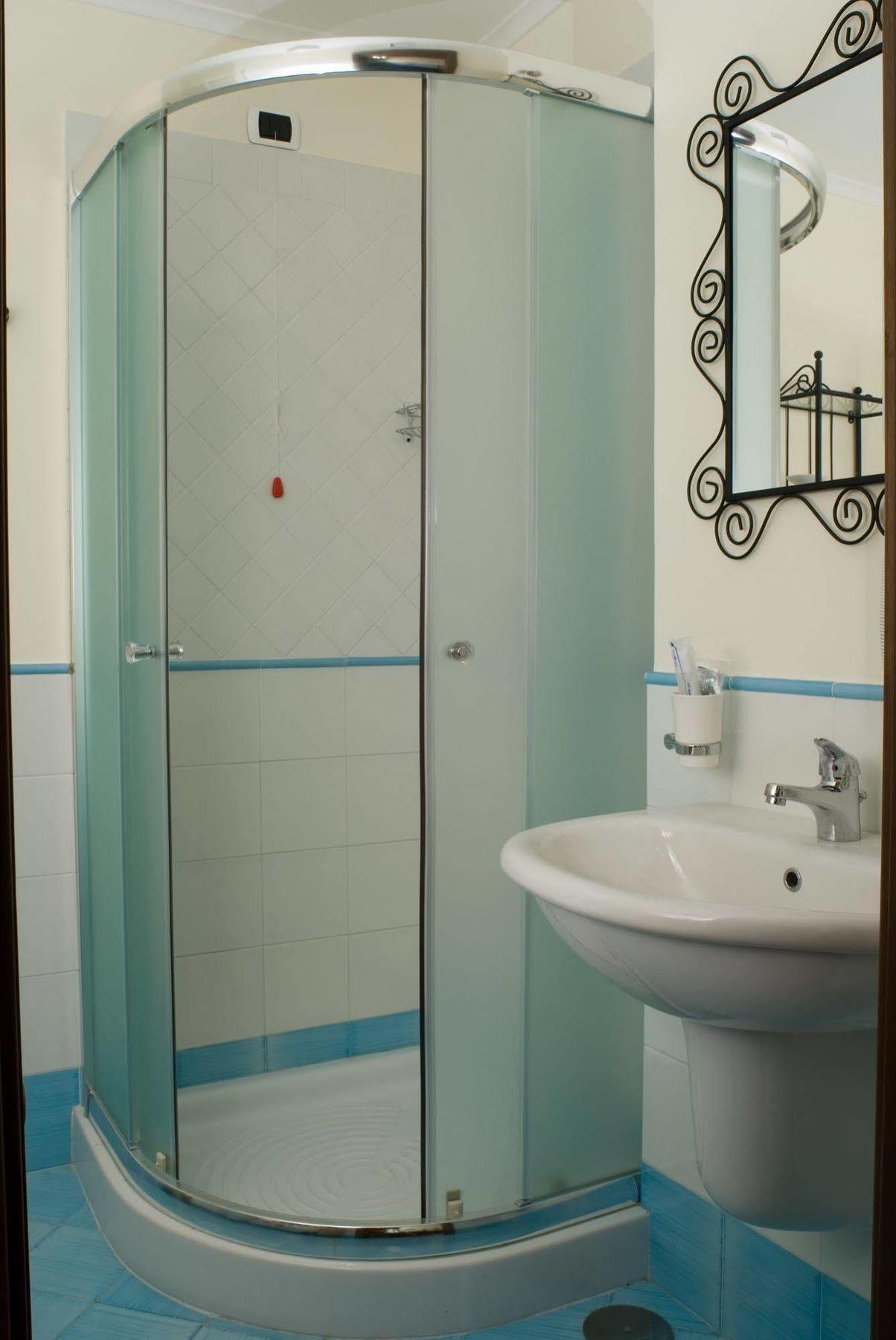 Bed & Breakfast Portanova เนเปิลส์ ภายนอก รูปภาพ