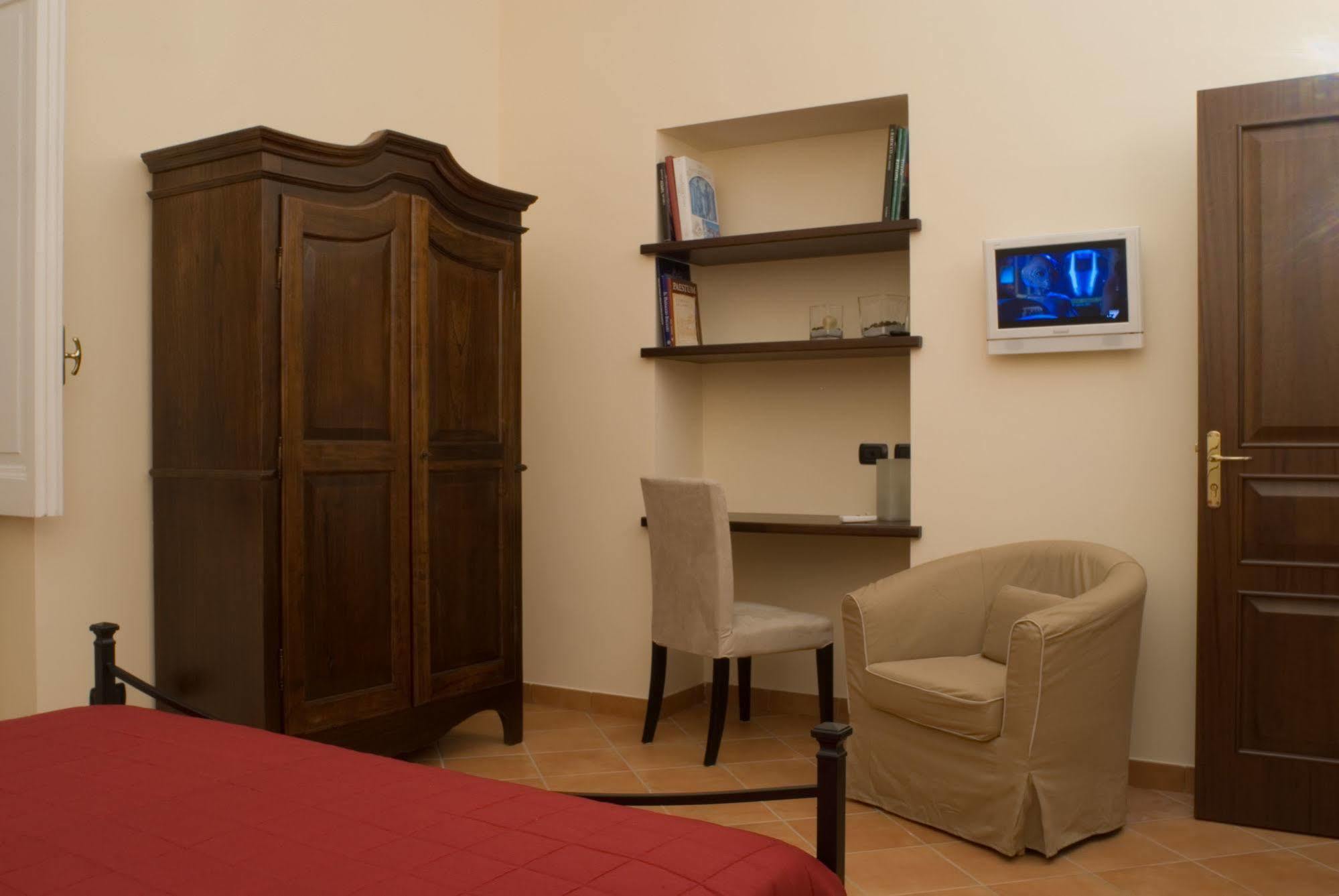 Bed & Breakfast Portanova เนเปิลส์ ภายนอก รูปภาพ